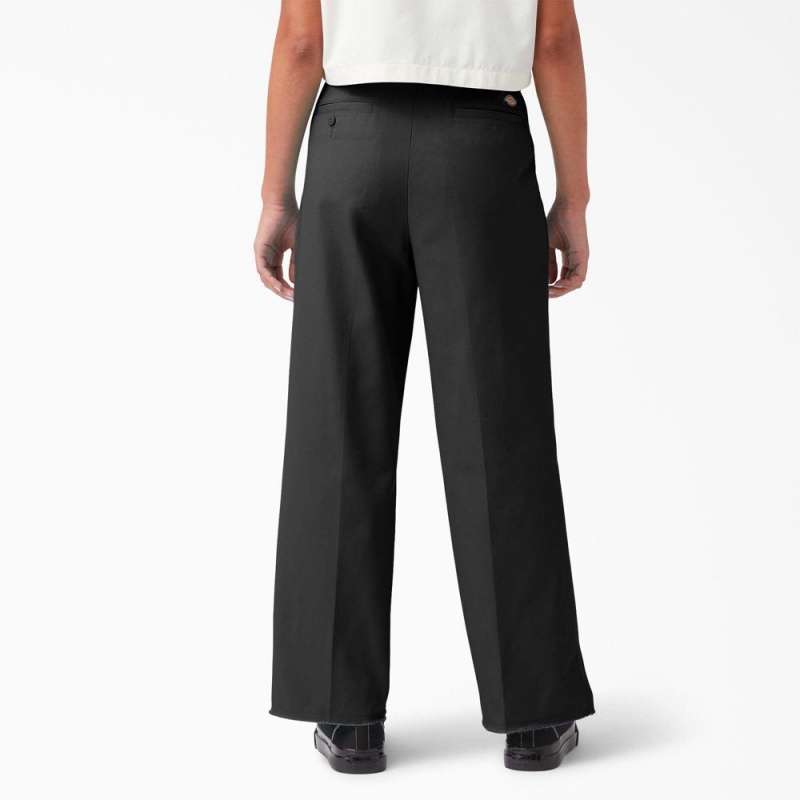 Women's Dickies Regular Fit Cropped Pants Black | 0289745-NJ